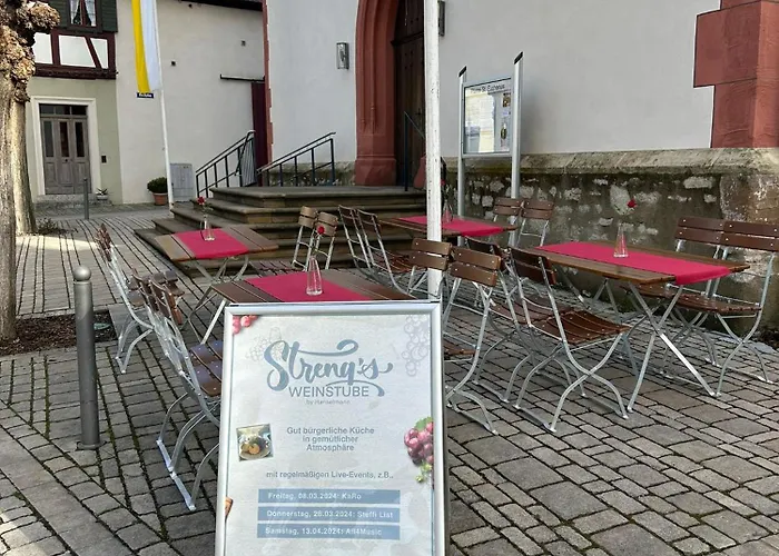 Streng's Weinstube بيت ضيافة 3*
